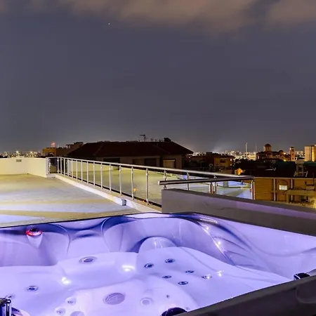 公寓 Penthouse With Outdoor Hottub 利马索尔