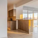 Apartment Penthouse With Outdoor Hottub
