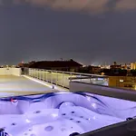 Apartment Penthouse With Outdoor Hottub Limassol