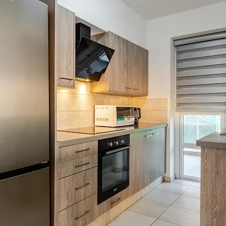 Penthouse With Outdoor Hottub Limassol