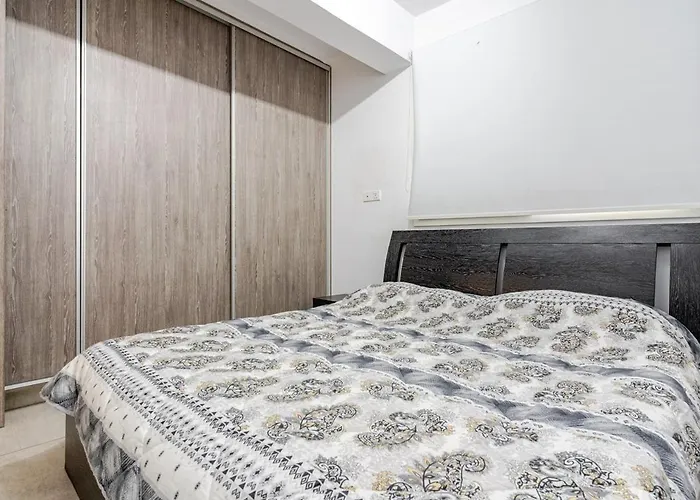 Penthouse With Outdoor Hottub アパート *