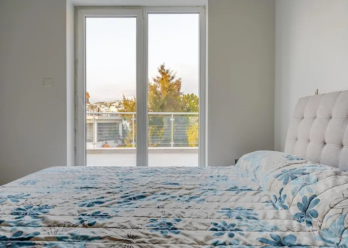 アパート Penthouse With Outdoor Hottub リマソール