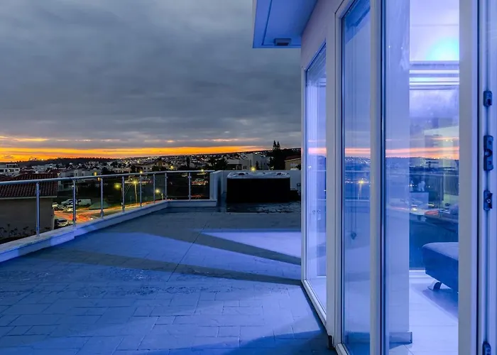 アパート Penthouse With Outdoor Hottub