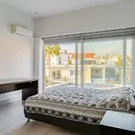 Penthouse With Outdoor Hottub * Limasol